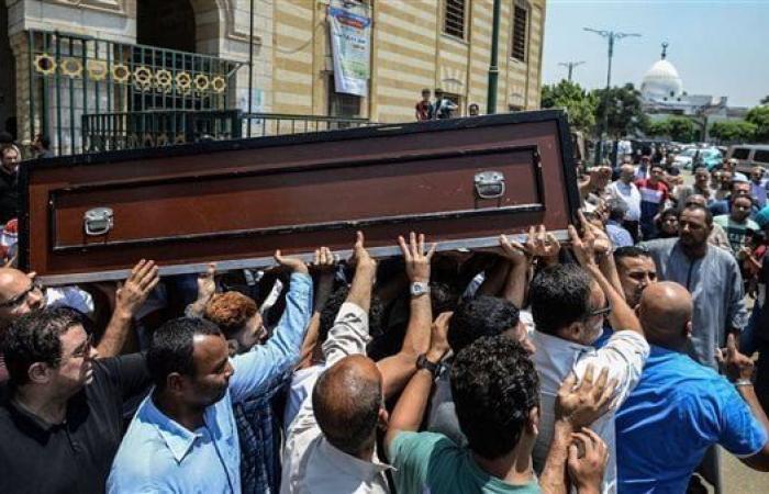 ما تفسير رؤيا «جنازة الأم» المتوفية في المنام؟