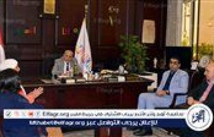 محافظ الأقصر يبحث مع فريق الدعم الفني بوزارة التنمية المحلية تحديث منظومة المتابعة والتقييم