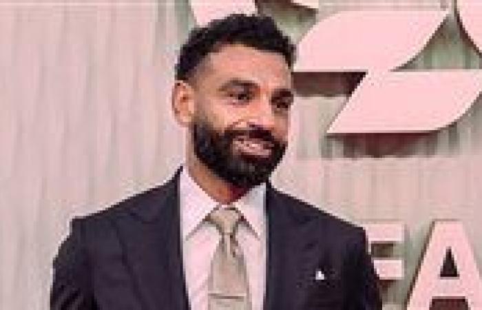 محمد صلاح ينصح الشباب: التعلم المستمر والعمل الجاد طريق النجاح
