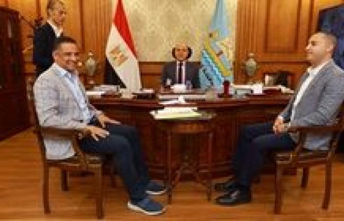محافظ كفر الشيخ يناقش عدد من الملفات ومشاكل الدوائر مع أعضاء مجلسي النواب والشيوخ