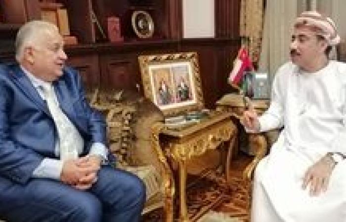 السفير عبد الله الرحبى يبحث مع رئيس مجموعة هالون العالمية فرص الاستثمار فى سلطنة عمان