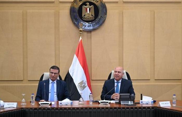 وزيرا الصناعة والزراعة يبحثان التوسع في تصنيع ...