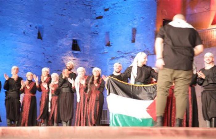 شاهد.. فرقة كنعان الفلسطينية تتألق في أحدث ليالي مهرجان القلعة للموسيقى والغناء