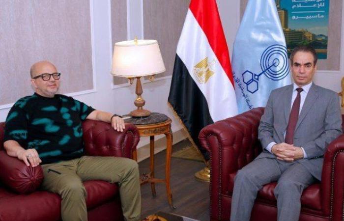 الكاتب الصحفي عمر طاهر على شاشة التليفزيون المصري قريبًا