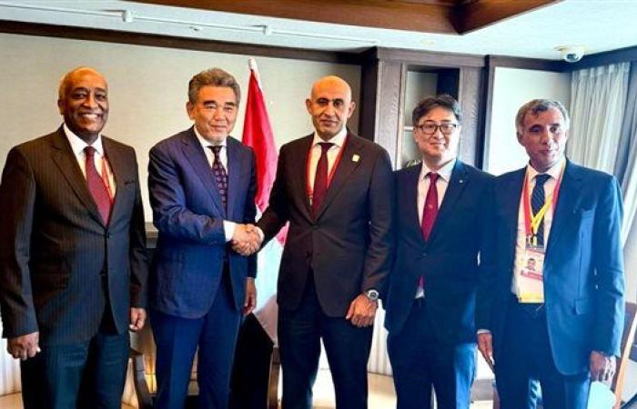 وزير التعليم يلتقي رئيس جامعة هيروشيما لبحث آفاق التعاون وتطوير القطاع الفني