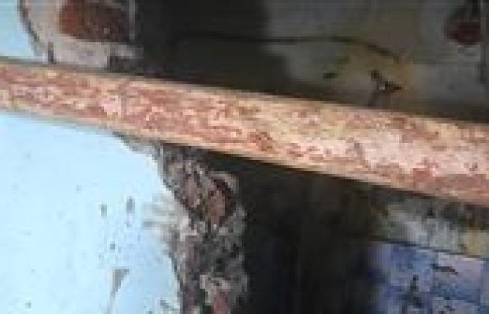 ضبط شقيقان يحفران داخل منزلهما للتنقيب عن الآثار بالدقهلية والنيابة تأمر بحبسهما