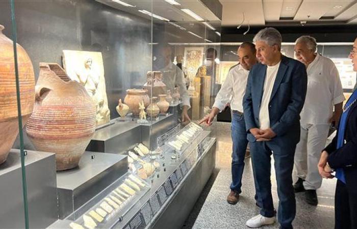وزير السياحة يوجه بإعداد خطة جديدة للترويج لمعالم الإسكندرية