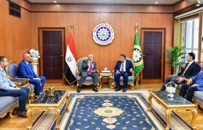 محافظ الدقهلية يستقبل نائب مساعد وزير الخارجية لافتتاح مكتب تصديقات جديد بالسنبلاوين