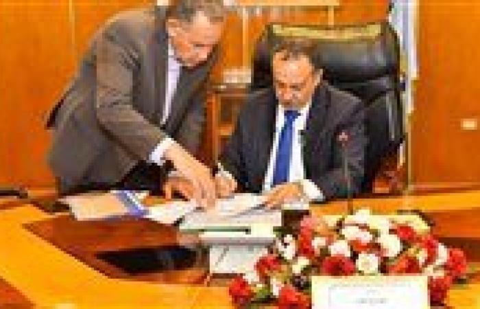 محافظ أسيوط يعتمد نتيجة الدور الثاني للشهادة الإعدادية بنسبة نجاح 71.43% للعامة