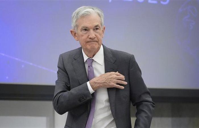 رئيس بنك الاحتياطي الفيدرالي الأمريكي يلمح لخفض أسعار الفائدة في سبتمبر
