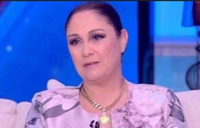 مهرجان الإسكندرية السينمائي يكرم الفنانة شيرين بدورته الـ41