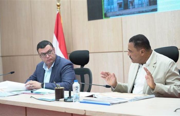 وزير الإسكان ومحافظ مطروح يتابعان الموقف التنفيذي لعدد من المشروعات