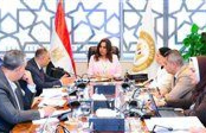 منال عوض تعقد اجتماعًا تنسيقيًا لمناقشة الإجراءات التى اتخذتها الوزارة للاستعداد لاستضافة مؤتمر حماية البيئة البحر الابيض المتوسط