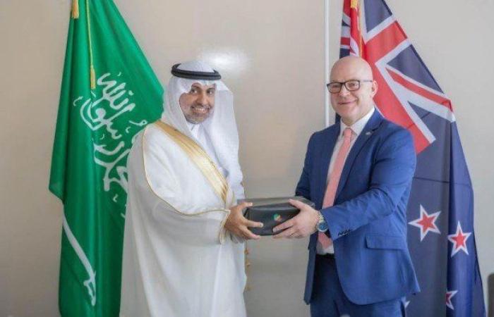 السعودية ونيوزيلندا تبحثان تعزيز التعاون الصحي والتقنيات الرقمية بين البلدين