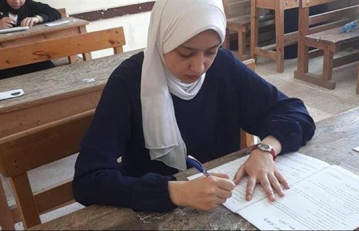 إجابة امتحان الأحياء للثانوية دور ثاني 2025.. اعرف الصح لنفسك