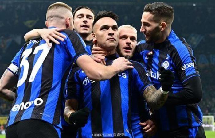 سقوط مفاجئ لميلان أمام كريمونيسي وفوز صعب لروما بالدوري الإيطالي