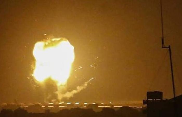 فلسطين.. مدفعية الاحتلال تكثف قصفها وسط جباليا بالتزامن مع نسف مباني سكنية شمالي غزة