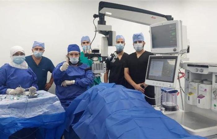 انطلاق جراحات إصلاح عيوب الشبكية بمستشفى المقطم تحت مظلة «التأمين الصحى»