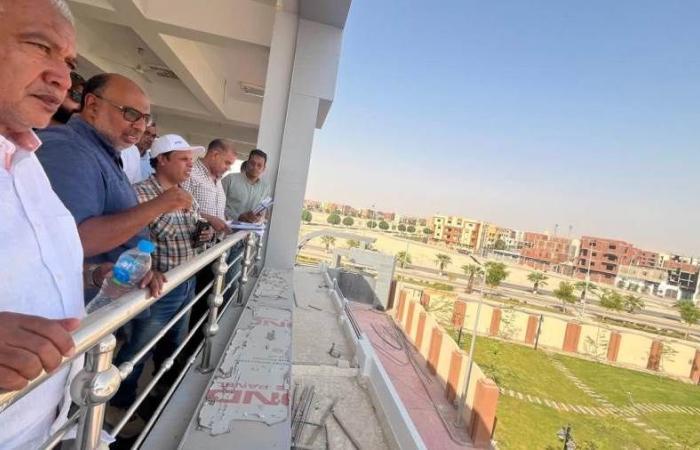 وزير الإسكان يتابع مشروعات قنا الجديدة.. تنفيذ مدارس ووحدات «سكن لكل المصريين»
