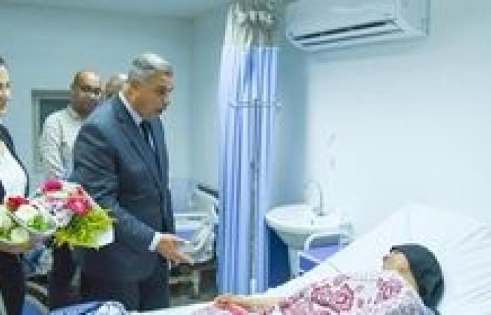 محافظ الإسكندرية يزور مصابي حادث غرق شاطئ أبو تلات بمستشفى العامرية العام ويطمئن على تعافيهم