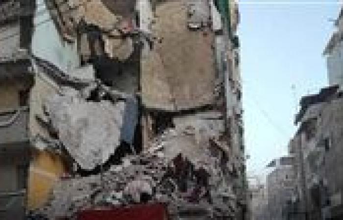 انهيار منزل مكون من 4 طوابق في سمنود بالغربية
