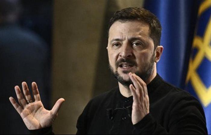 زيلينسكي يلتقي بالمبعوث الأمريكي الخاص لمناقشة مفاوضات السلام مع روسيا