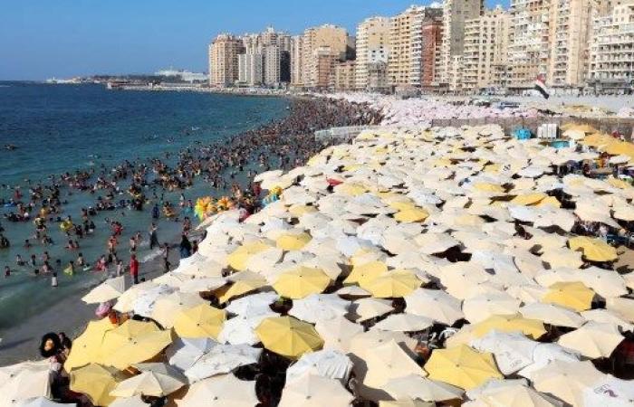 بعد واقعة أبو تلات.. غلق شواطئ الإسكندرية بسبب اضطراب الملاحة غدا