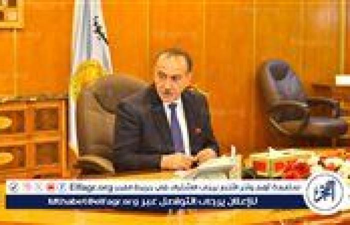 استمرار أعمال تطهير الترع والمصارف ورفع المخلفات بمحافظة أسيوط