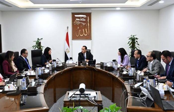 رئيس الوزراء يتابع استعدادات إطلاق "السردية الوطنية للتنمية الاقتصادية"