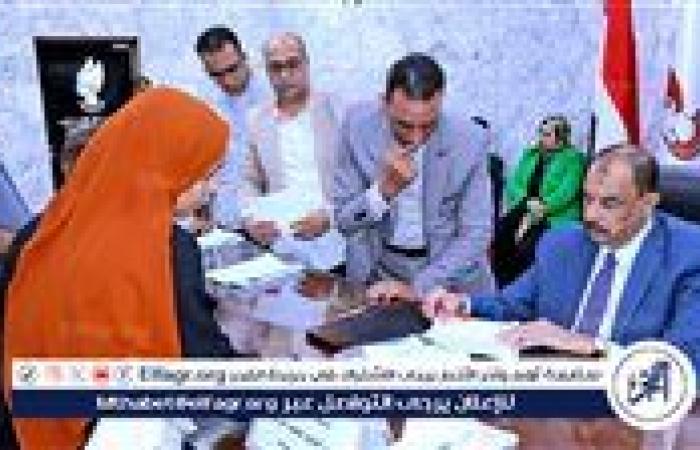 محافظ سوهاج: يعقد اللقاء الأسبوعي للاستماع لشكاوى المواطنين