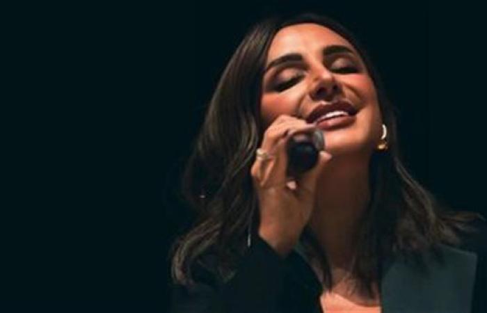 بـ"زغروطة لولولولولي".. شريف مدكور يستقبل "أنغام" بعد عودتها من إلى مصر