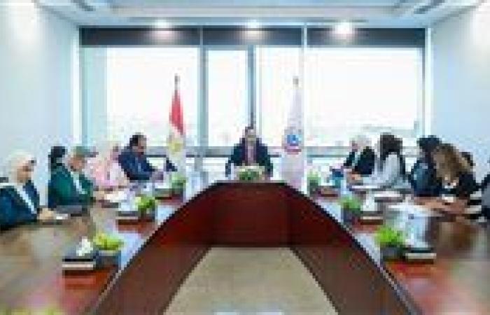 ‎ نائب وزير الصحة يناقش مع المعهد العربي لإعداد القيادات تعزيز وتطوير منظومة تدريب الكوادر البشرية في القطاع الصحي