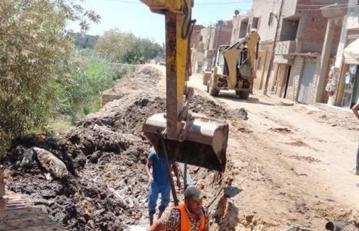 محافظ كفر الشيخ يُوجّه بسرعة صيانة خط مياه الشرب بقرية الناصرية.. صور
