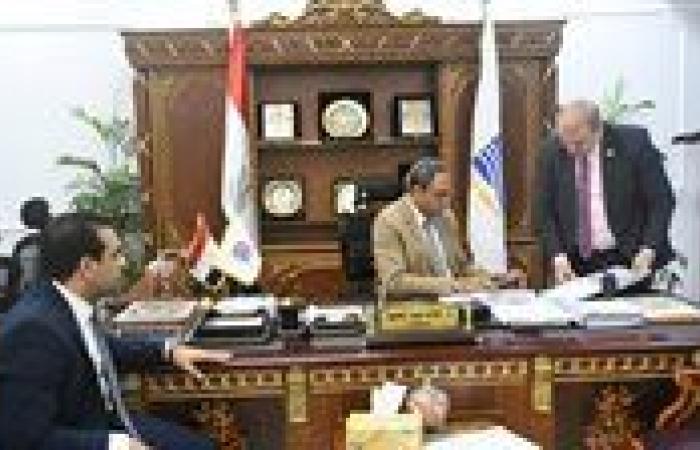 محافظ قنا يعتمد نتيجة ملاحق الشهادة الإعدادية بنسبة نجاح 98 %