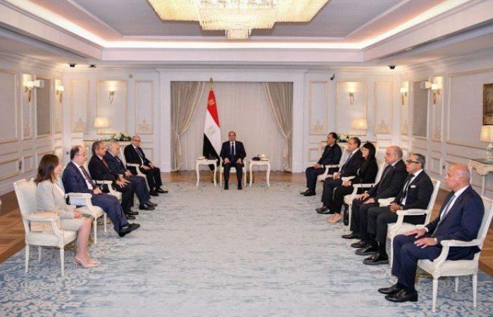 الرئيس السيسي ورئيس مجلس الوزراء اللبناني يؤكدان موقف البلدين بشأن غزة