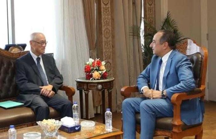 وزير قطاع الأعمال يستقبل سفير اليابان بالقاهرة لبحث فرص تعزيز التعاون والاستثمار المشترك