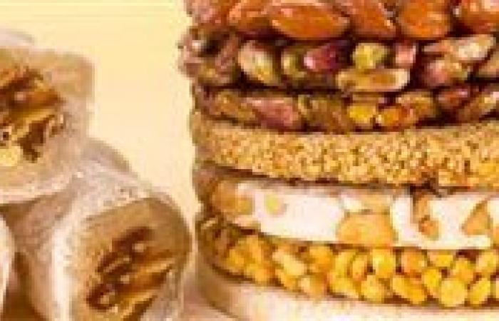 هل الخميس القادم إجازة المولد النبوي؟..الإجازات الرسمية المتبقية في مصر 2025