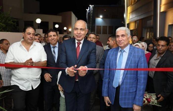 محافظ المنيا يفتتح المركز التكنولوجي المطور لخدمة المواطنين بمدينة المنيا