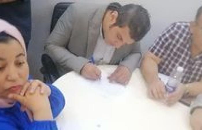 اقبال غيرمسبوق من أعضاء حزب السلام وتيار الاستقلال على  لتوقيع استمارات الترشح لانتخابات النواب