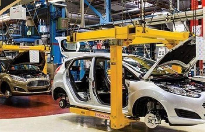 هنوصل لـ 500 الف سيارة سنويا.. خطة السيسي لتحويل مصر لمركز إقليمي لصناعة السيارات
