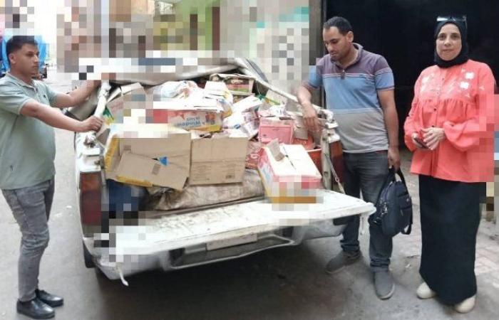 مصادرة 6آلاف عبوة منتجات غذائية منتهية الصلاحية داخل مخزن بالبحيرة
