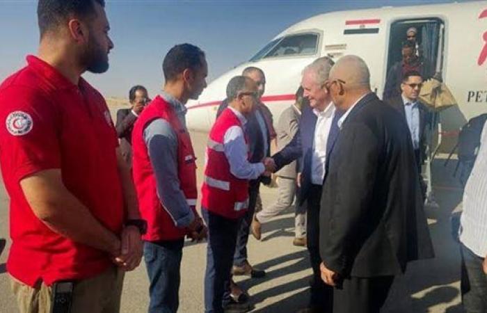 وفد مجلس الشيوخ الأمريكي يصل مطار العريش تمهيدا لزيارة معبر رفح