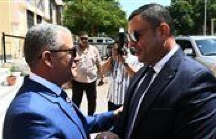 وزير الإسكان ومحافظ الإسماعيلية يبحثان ملفات التعاون المشترك لخدمة المواطنين