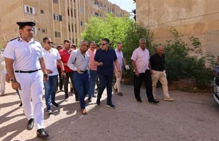 محافظ البحر الأحمر يتفقد منطقة أبو عشرة بمدينة الغردقة