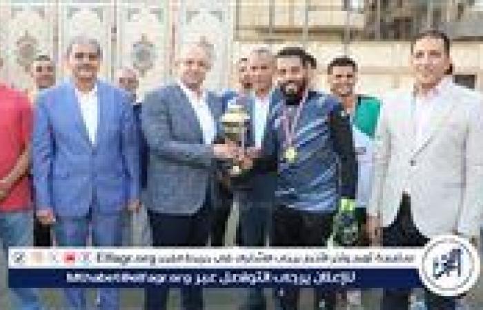 محافظ بني سويف يُكرم فريق مركز شباب بلفيا بطل دوري منتخبات مجالس المدن