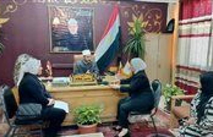 رئيس منطقة القاهرة الأزهرية يلتقي مدير تعليم القاهرة لبحث تخفيف الكثافات الطلابية