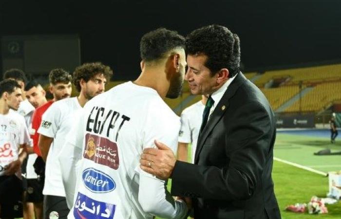 قبل مواجهة المنتخب الاثيوبي بتصفيات كأس العالم.. وزير الرياضة يشهد مران المنتخب الوطني