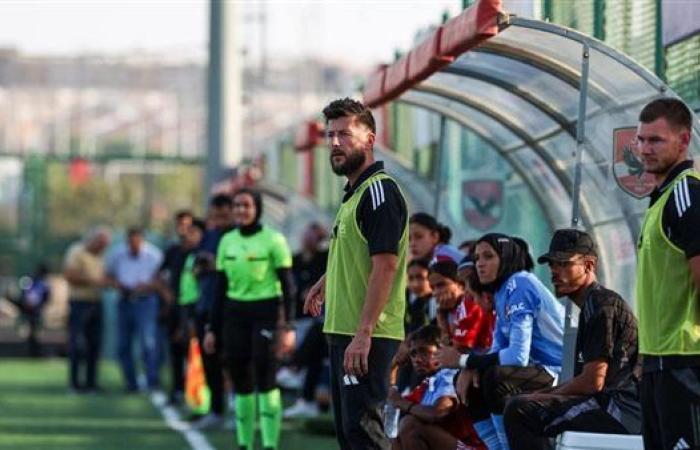 دوري الكرة النسائية.. "لوبوف" يعلن تشكيل الأهلي لمواجهة فريق رع