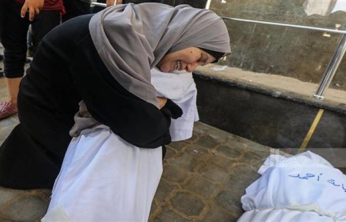 خيام تتحول إلى قبور.. عشرات الشهداء في قصف الاحتلال لمناطق متفرقة بقطاع غزة