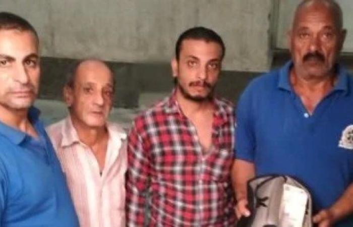 مسعف وسائق يعيدان 70 ألف جنيه ومقتنيات لمصاب فى حادث ببنى سويف